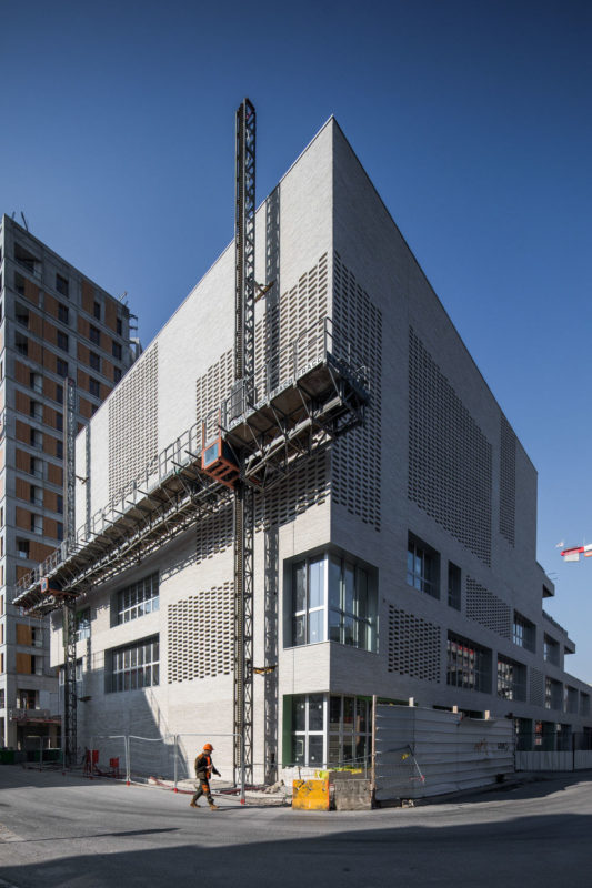 Chapelle Internationale Photographie D Architecture Par Thibaut Voisin